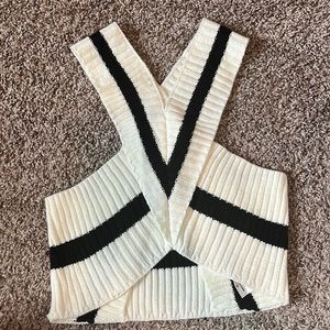 Criss cross Knit Top